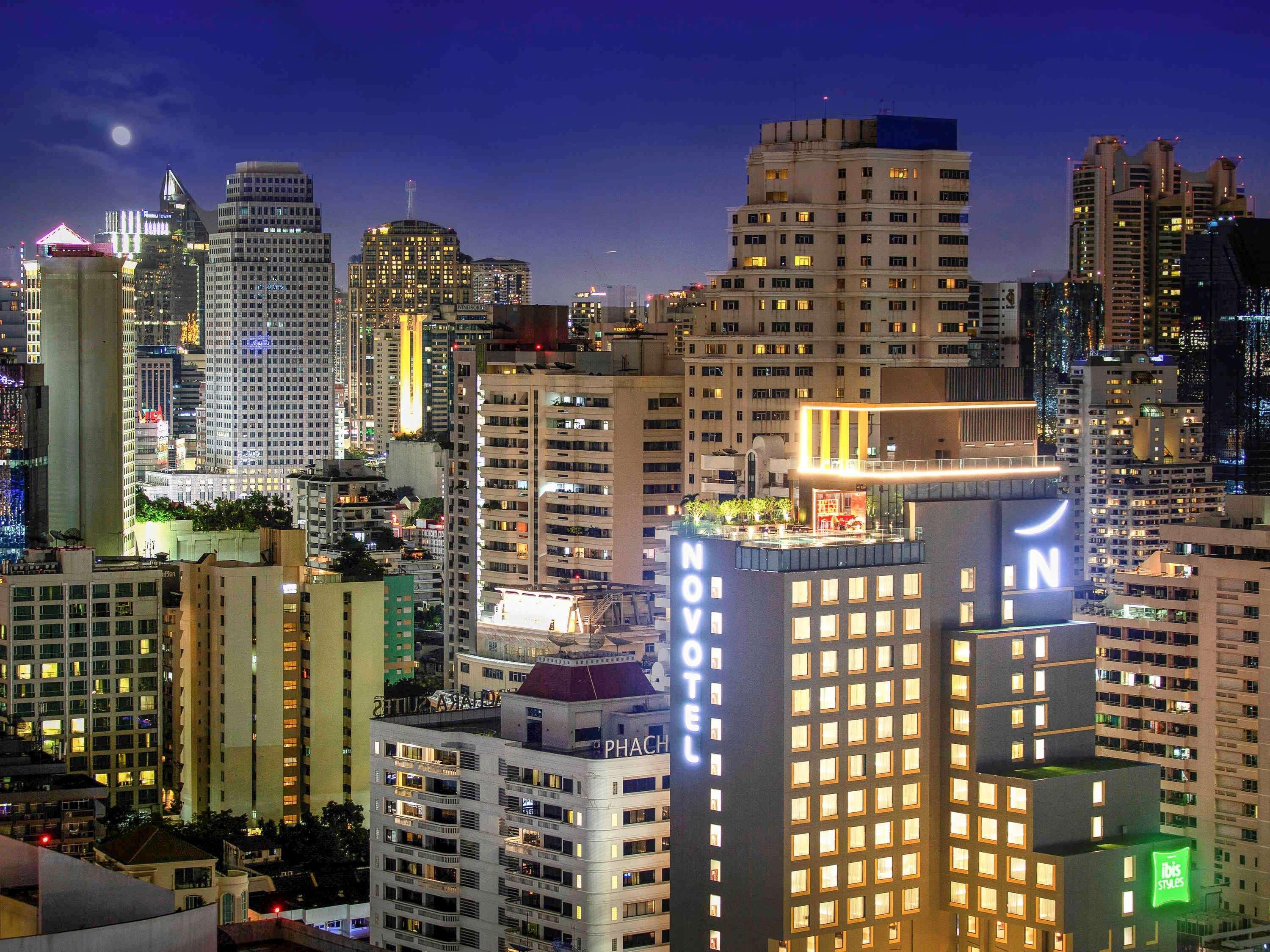 Ibis Styles Bangkok Sukhumvit 4 Hotell Exteriör bild